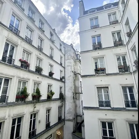 Ferienwohnung Heart Of Marais Calm And Charming New Paris Exterior foto